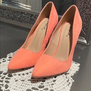 Qupid Coral Pointed Toe Heels